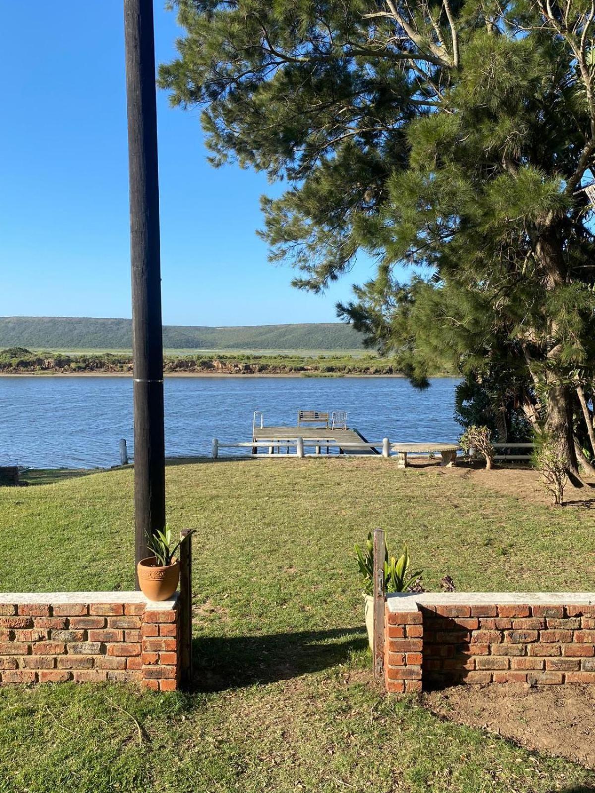 Riverfront Homestay Port Elizabeth Exterior photo